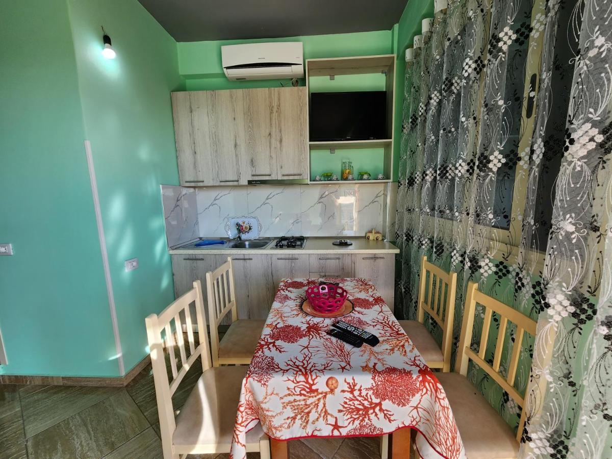 Villa Orange Vlorë Εξωτερικό φωτογραφία