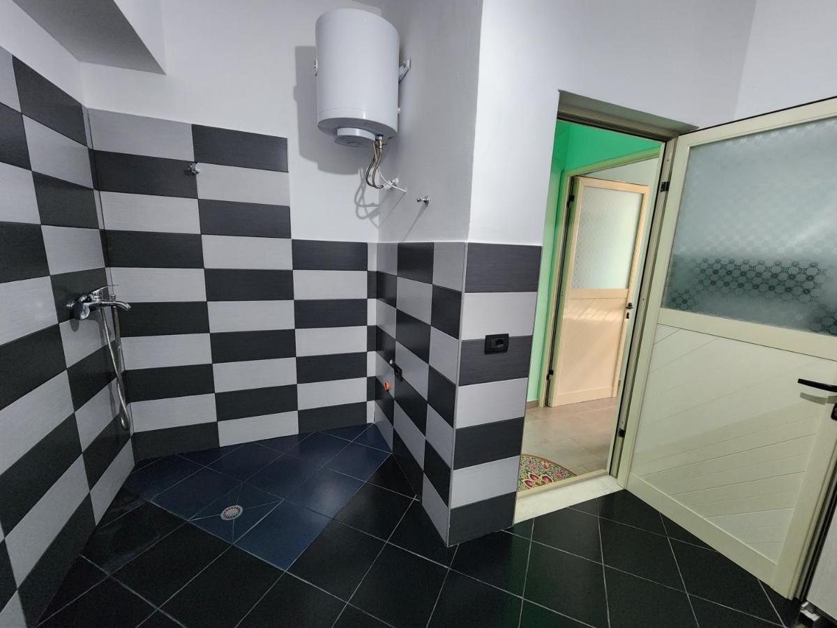 Villa Orange Vlorë Εξωτερικό φωτογραφία